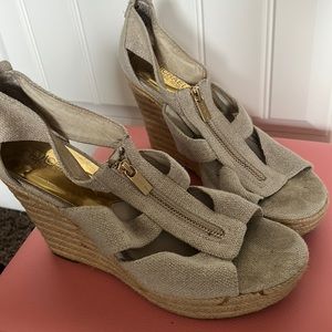 MK Tan Wedge Sandals w/ gold zipper